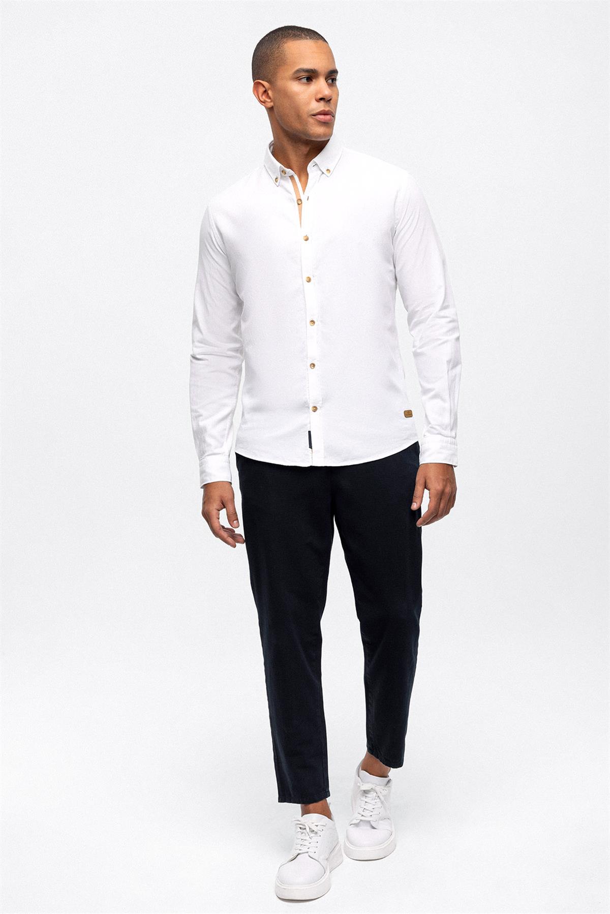 Beyaz Slim Fit %100 Pamuk  Kolay Ütülenebilir Gömlek