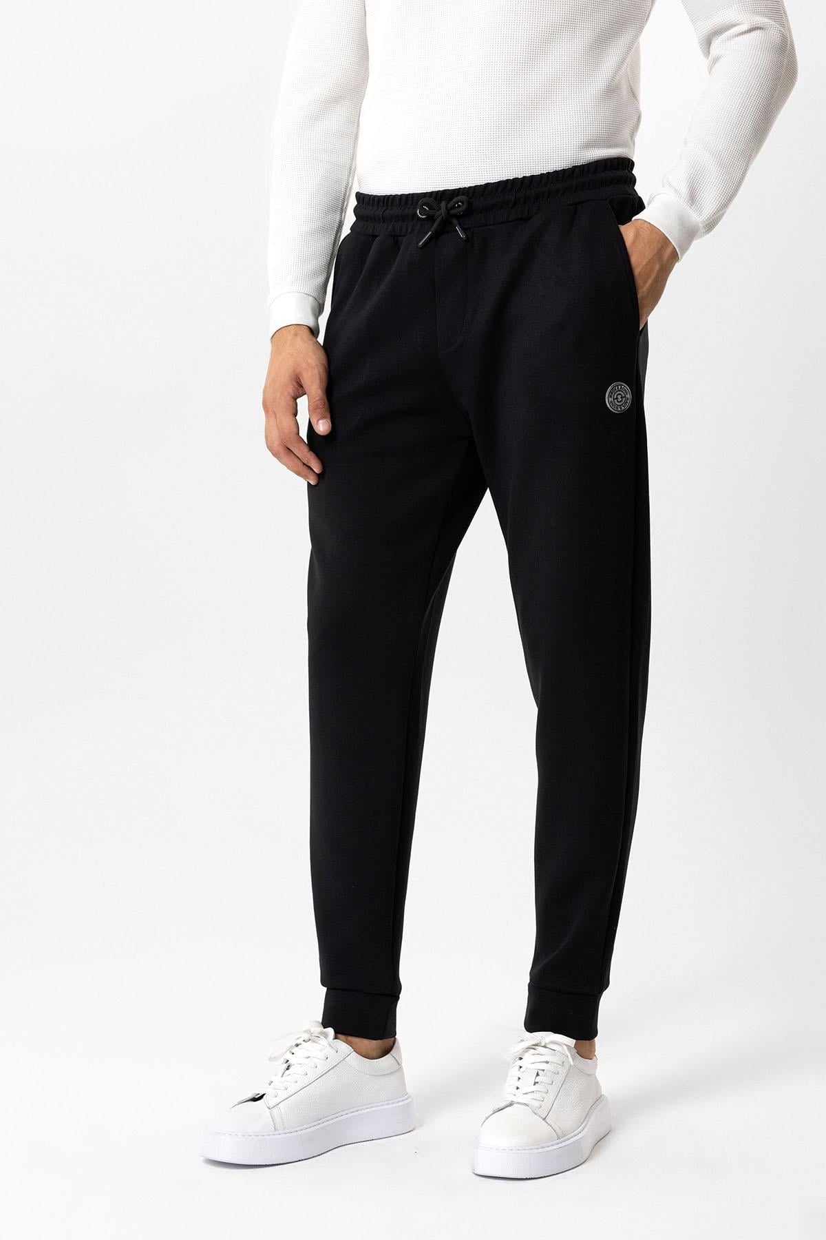 Siyah Beli Bağcıklı Jogger Pantolon