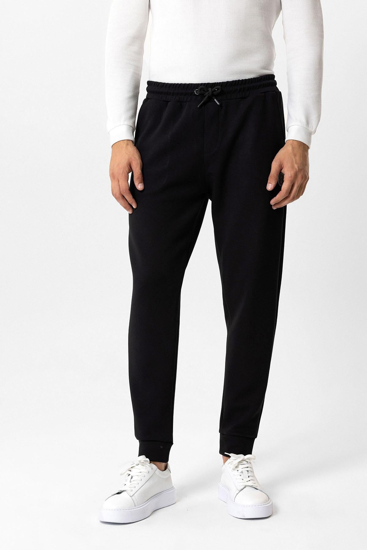 Siyah Beli Bağcıklı Jogger Pantolon