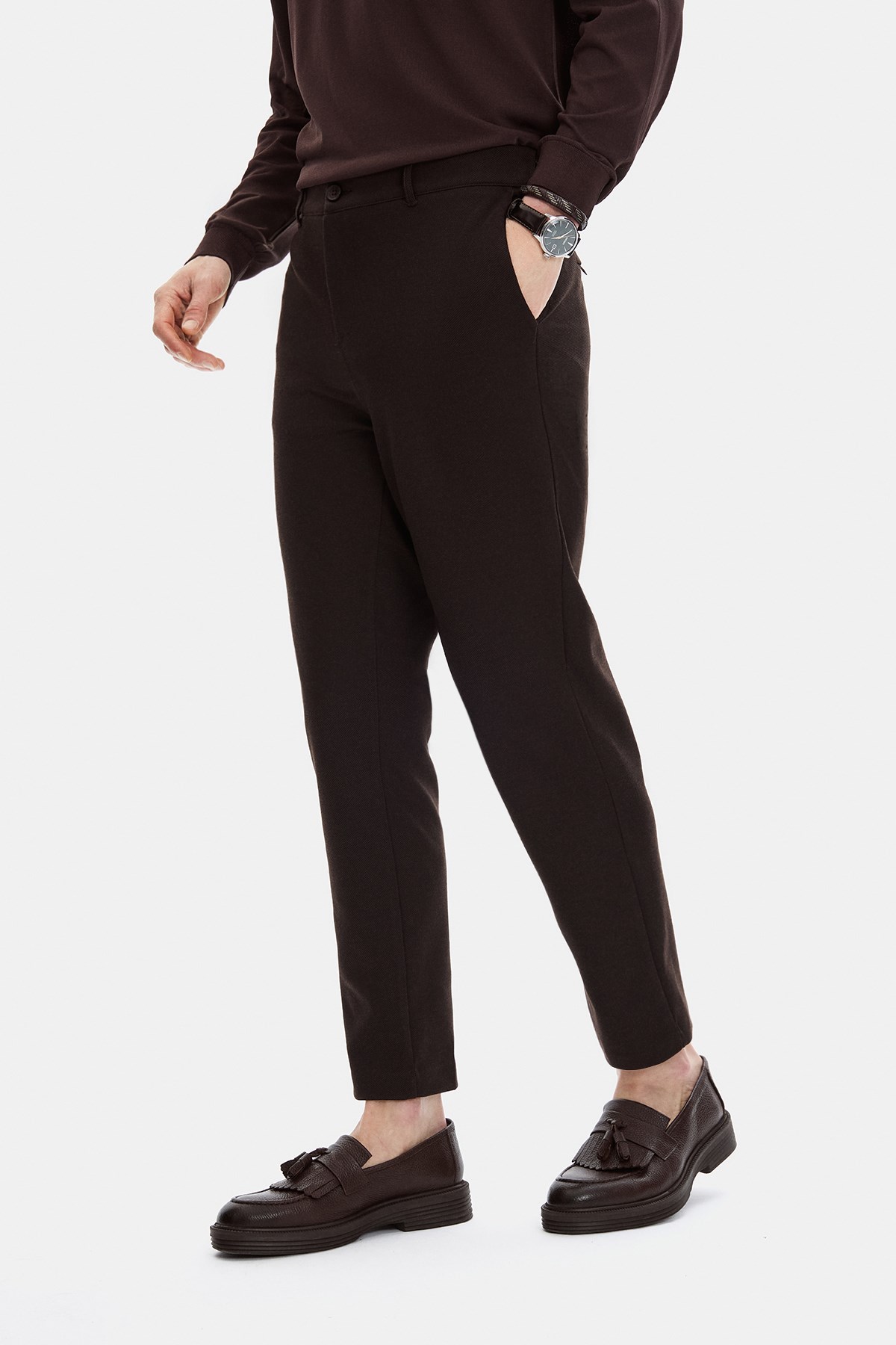 Kahve Regular Fit Diagonel Jakarlı Örme Pantolon