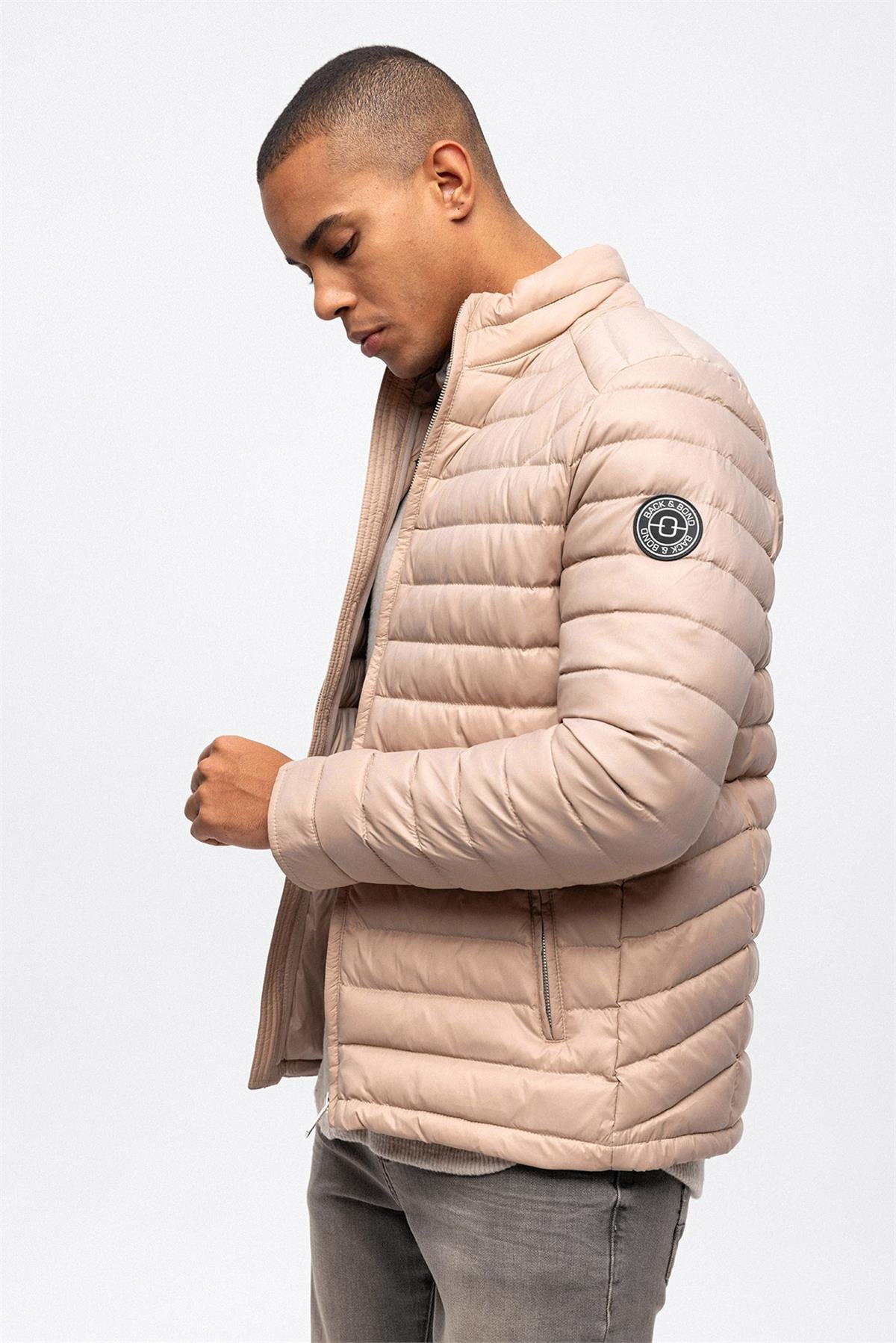 Bej Regular Fit Su Geçirmez Kapitone Dik Yaka Şişme Mont
