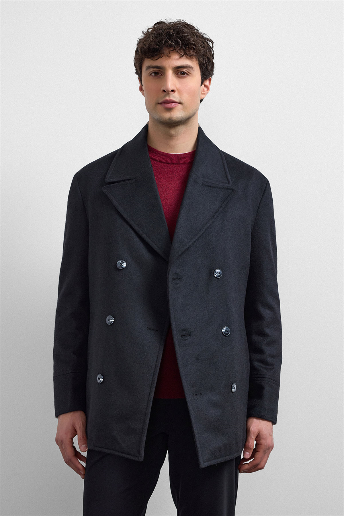 Siyah Regular Fit Kruvaze Kısa Kaban