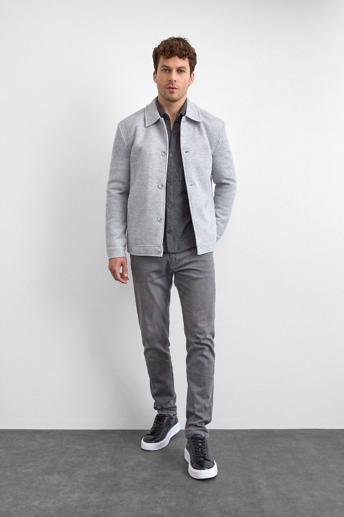 Açık Gri Kaşe Mont