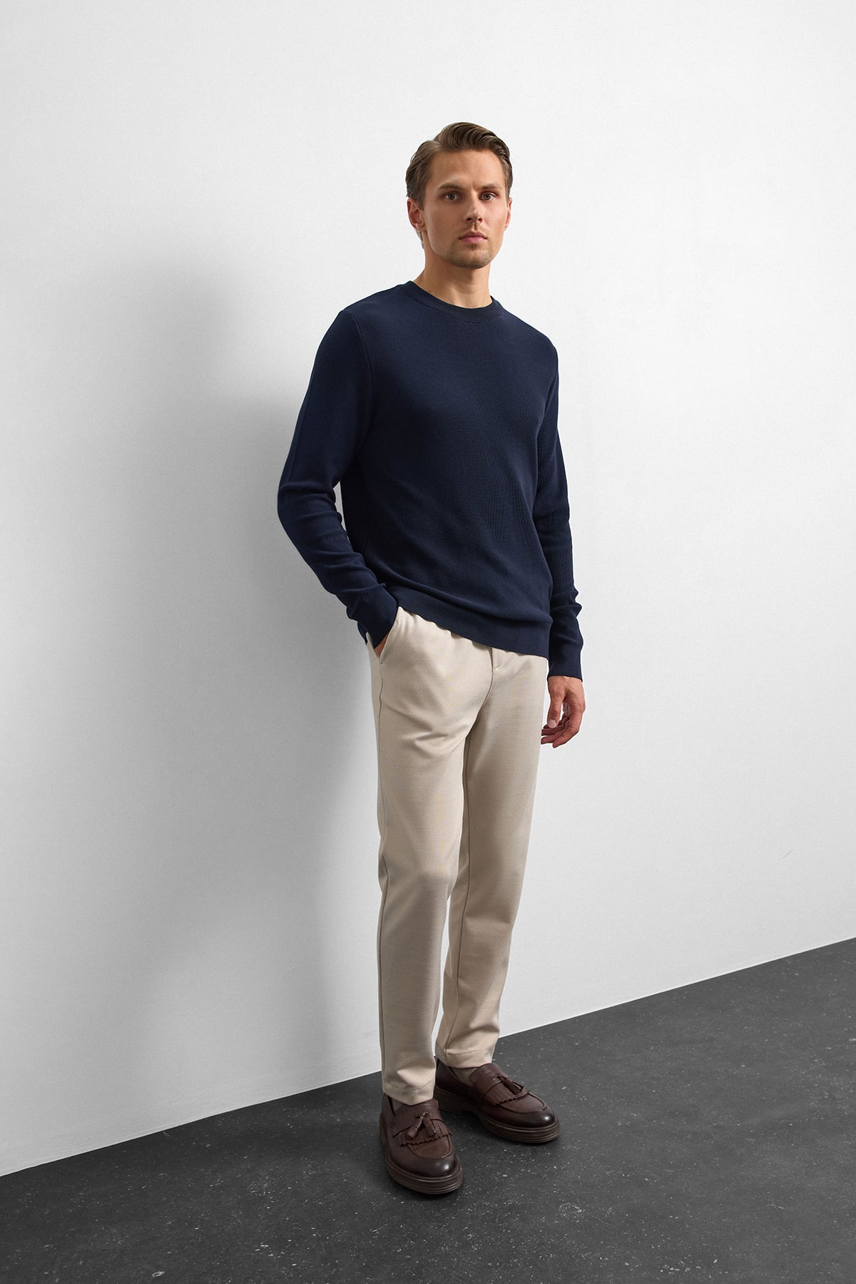 Lacivert Regular Fit Bısıklet Yaka Triko Kazak