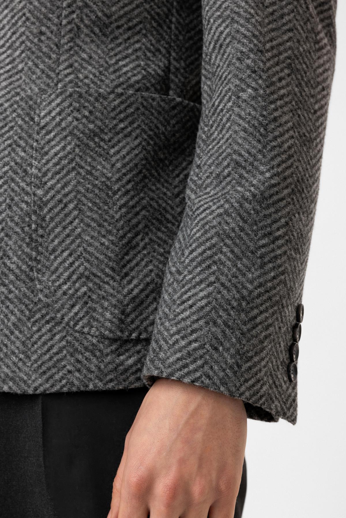 Gri Dokuma Mono Yaka Ceket