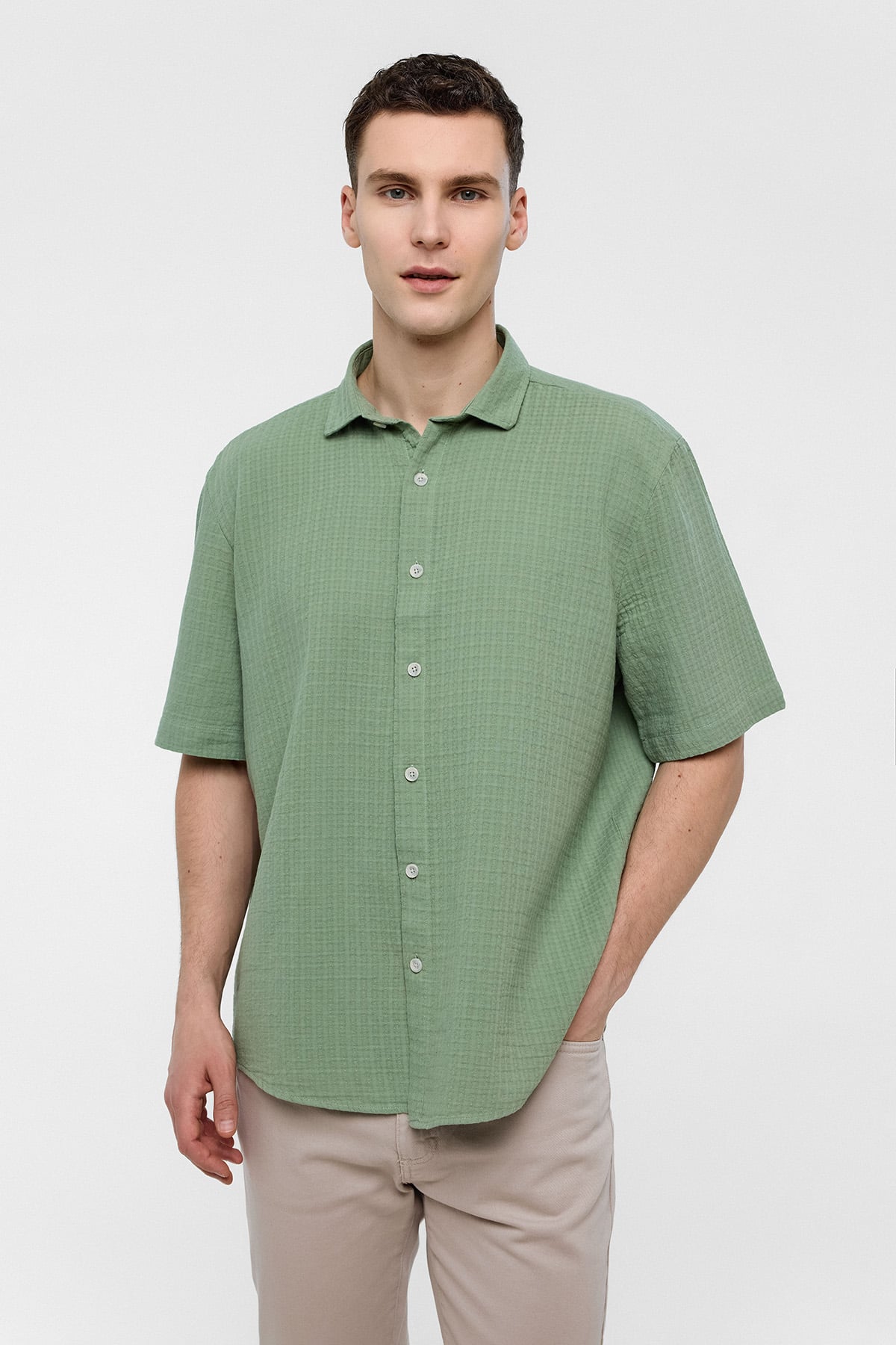 Adaçayı Regular Fit %100 Pamuk Kısa Kollu Gömlek