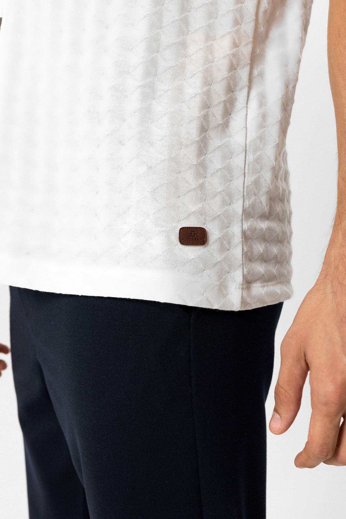 Beyaz Regular Fit Desenli Kısa Kollu %100 Pamuk Gömlek