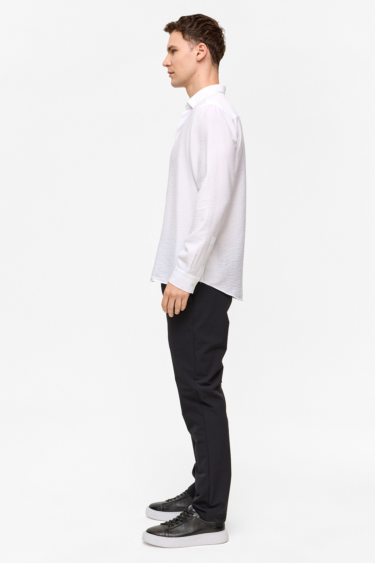 Beyaz Regular Fit Uzun Kollu Düz Gömlek