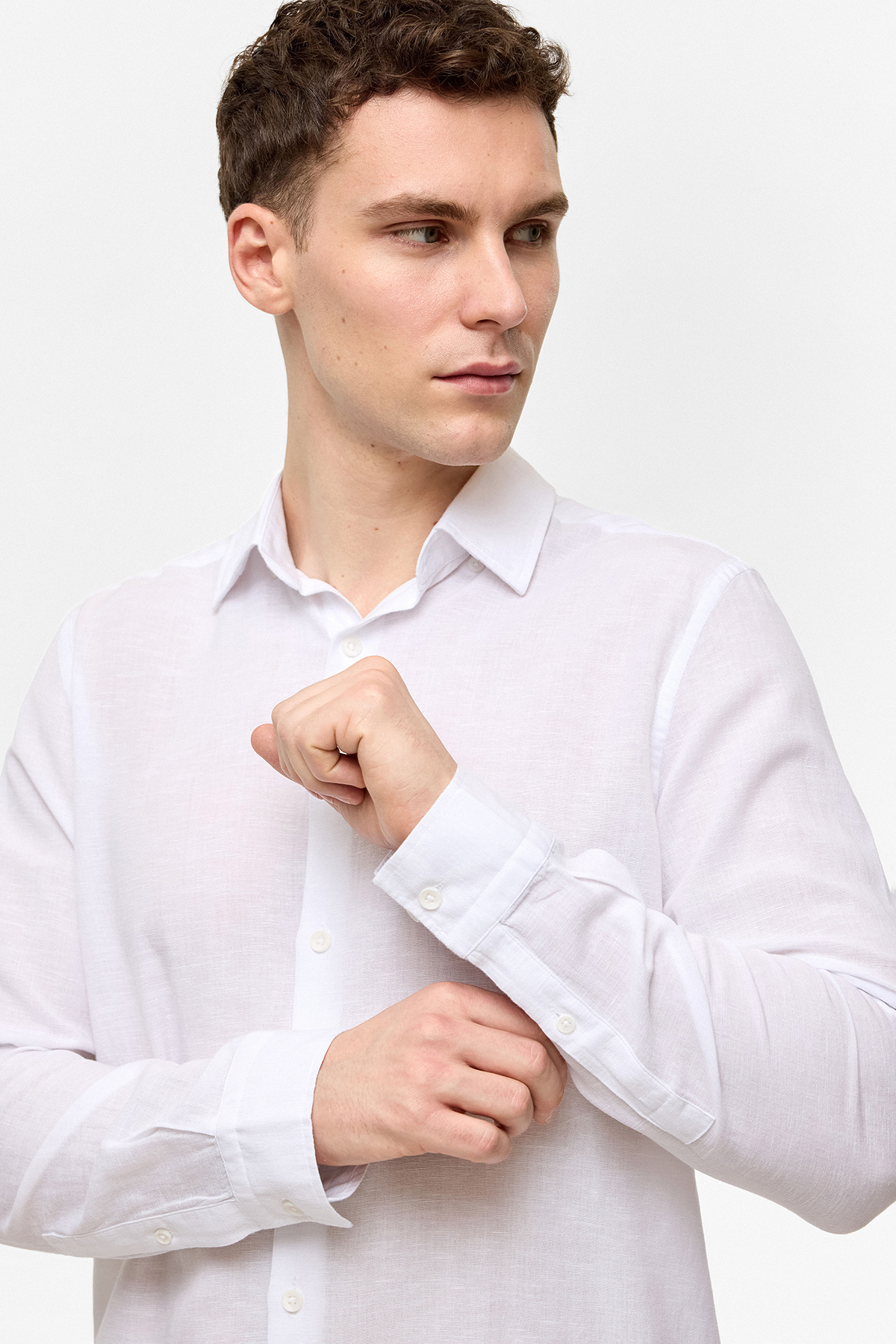 Beyaz Uzun Kollu Dokuma Gömlek