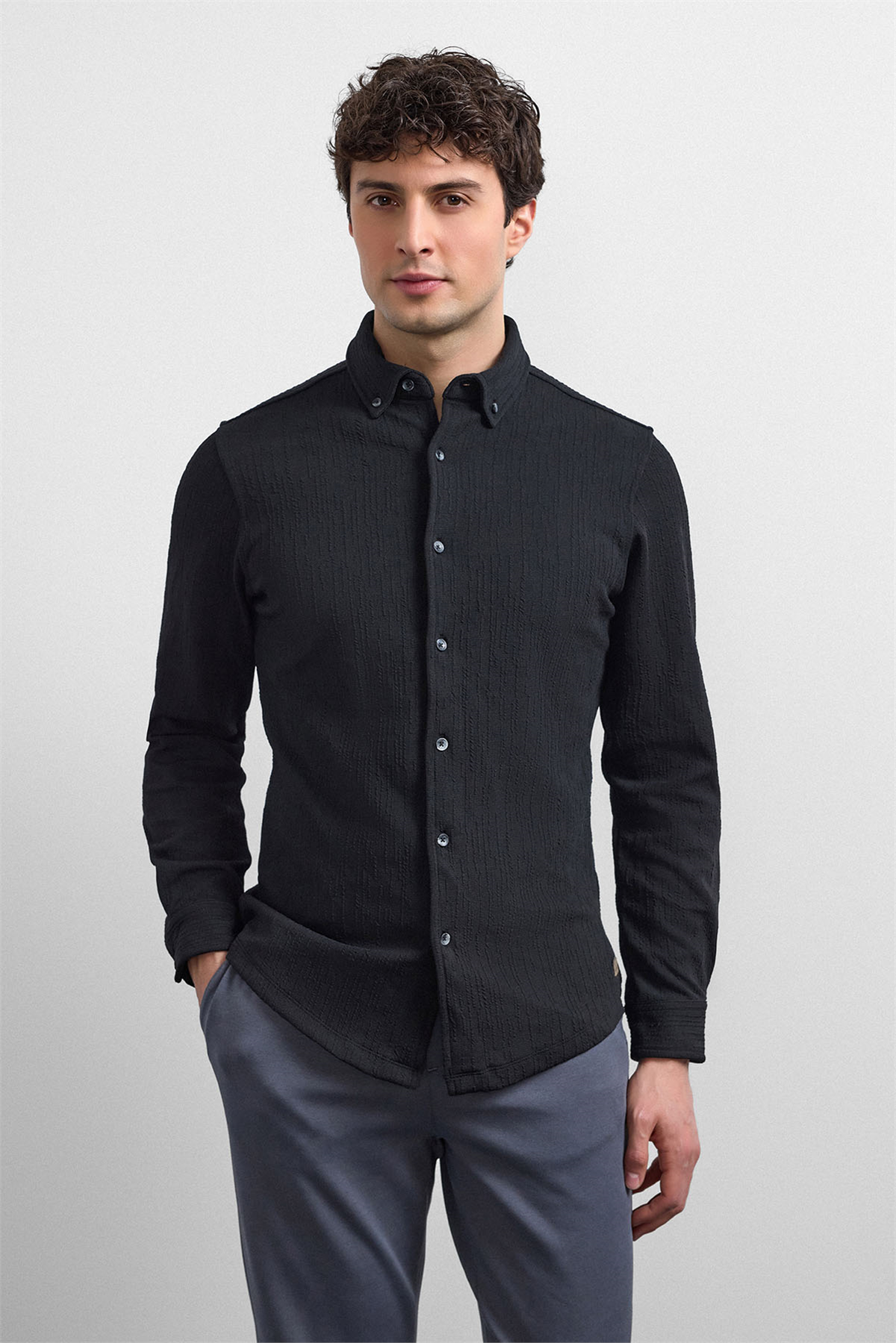 Overfit Siyah Gömlek