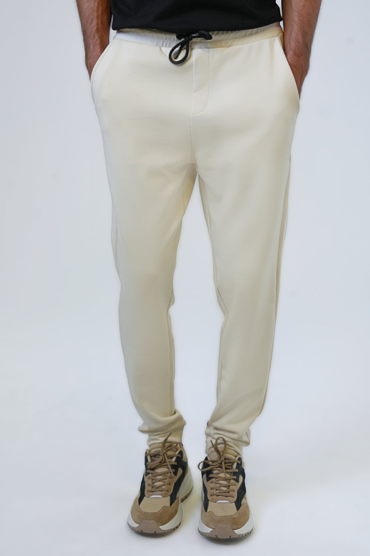 Bej Regular Fit Pamuklu Beli Bağcıklı Jogger Pantolon