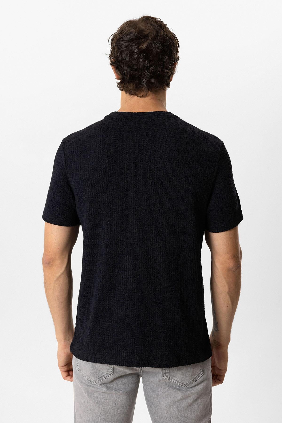 Siyah Regular Fit Yünlü Bisiklet Yaka Örme Tişört