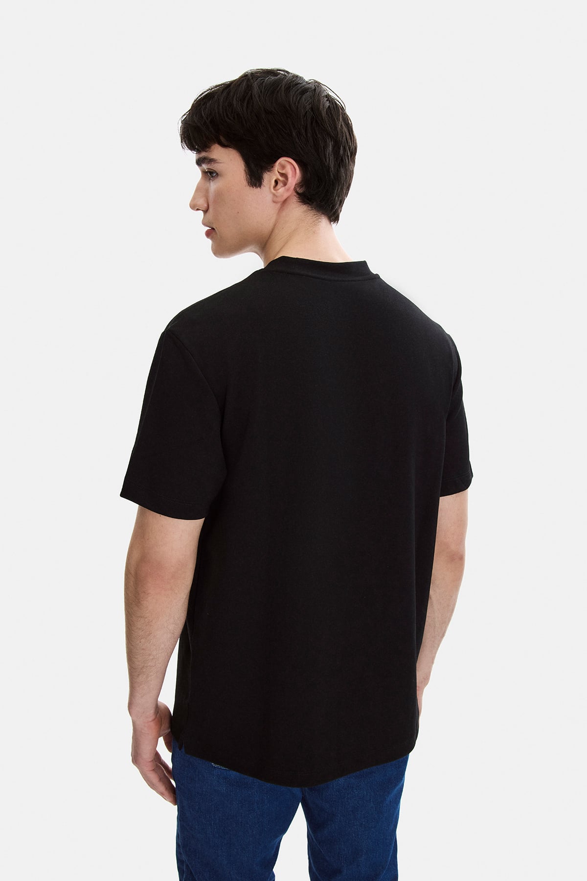 Siyah Regular Fit Basic Bisiklet Yaka Tişört