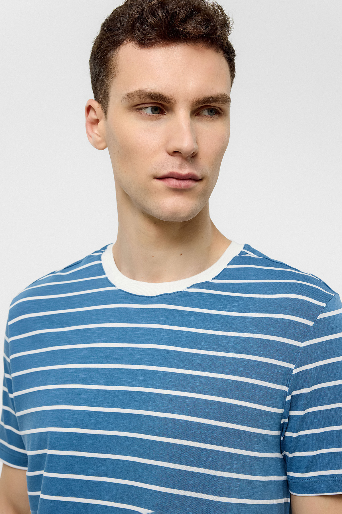 Mavi Regular Fit Bisiklet Yaka Çizgili Örme Tişört