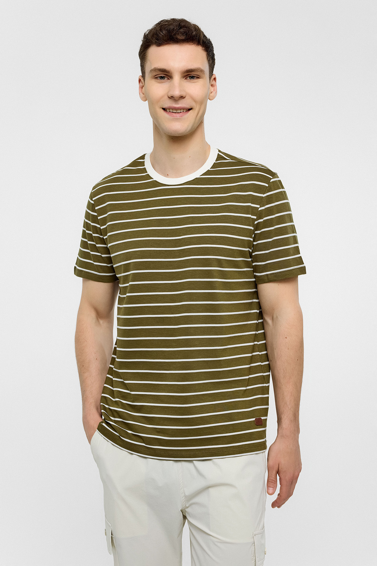Haki Regular Fit Bisiklet Yaka Çizgili Örme Tişört