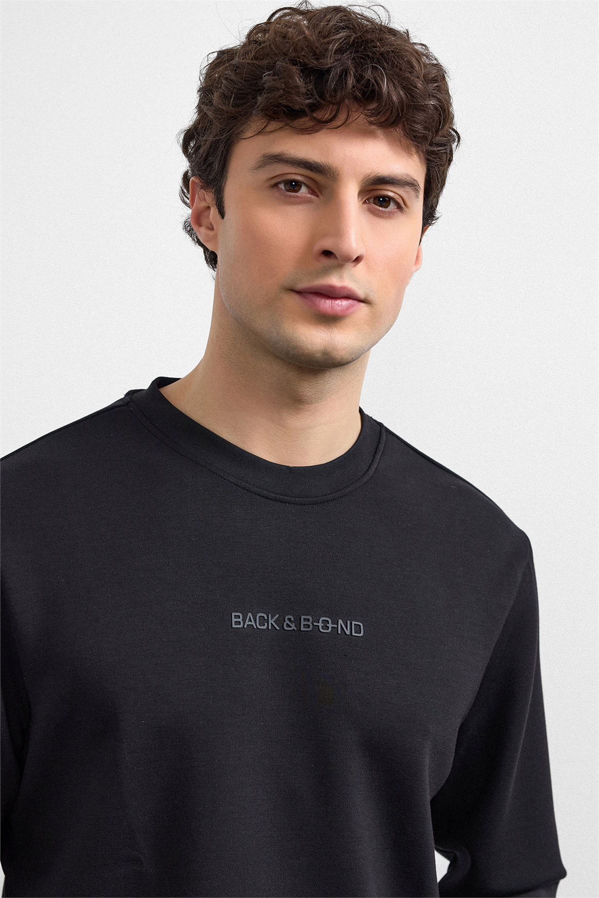 Siyah Regular Fit Bisiklet Yaka Sweatshirt