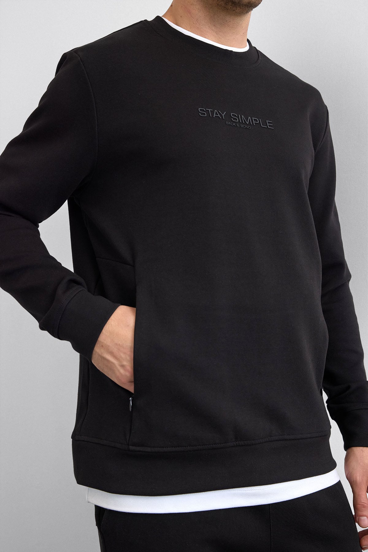 Siyah Bisiklet Yaka Fermuar Cepli Sweatshirt 