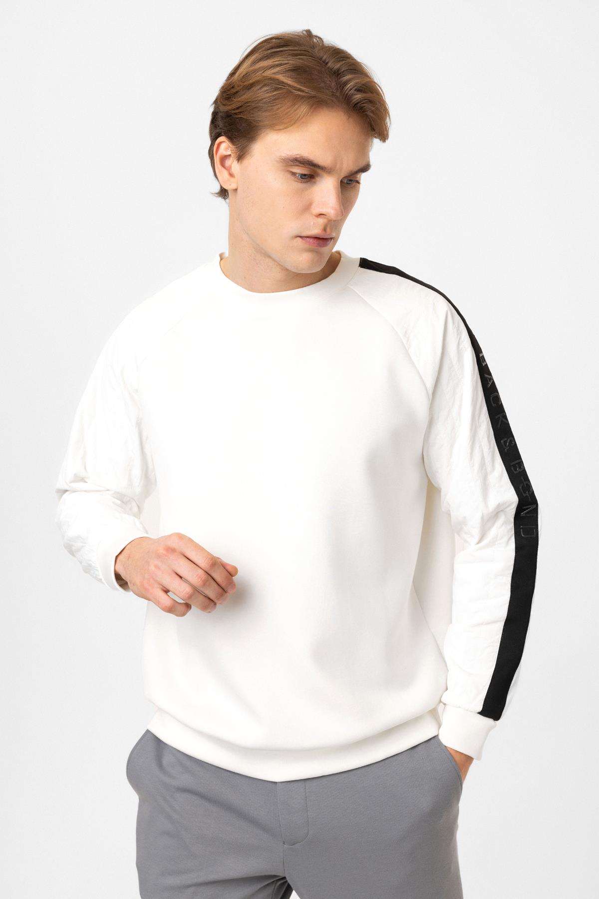 Regular Fit Bisiklet Yaka Sweatshirt