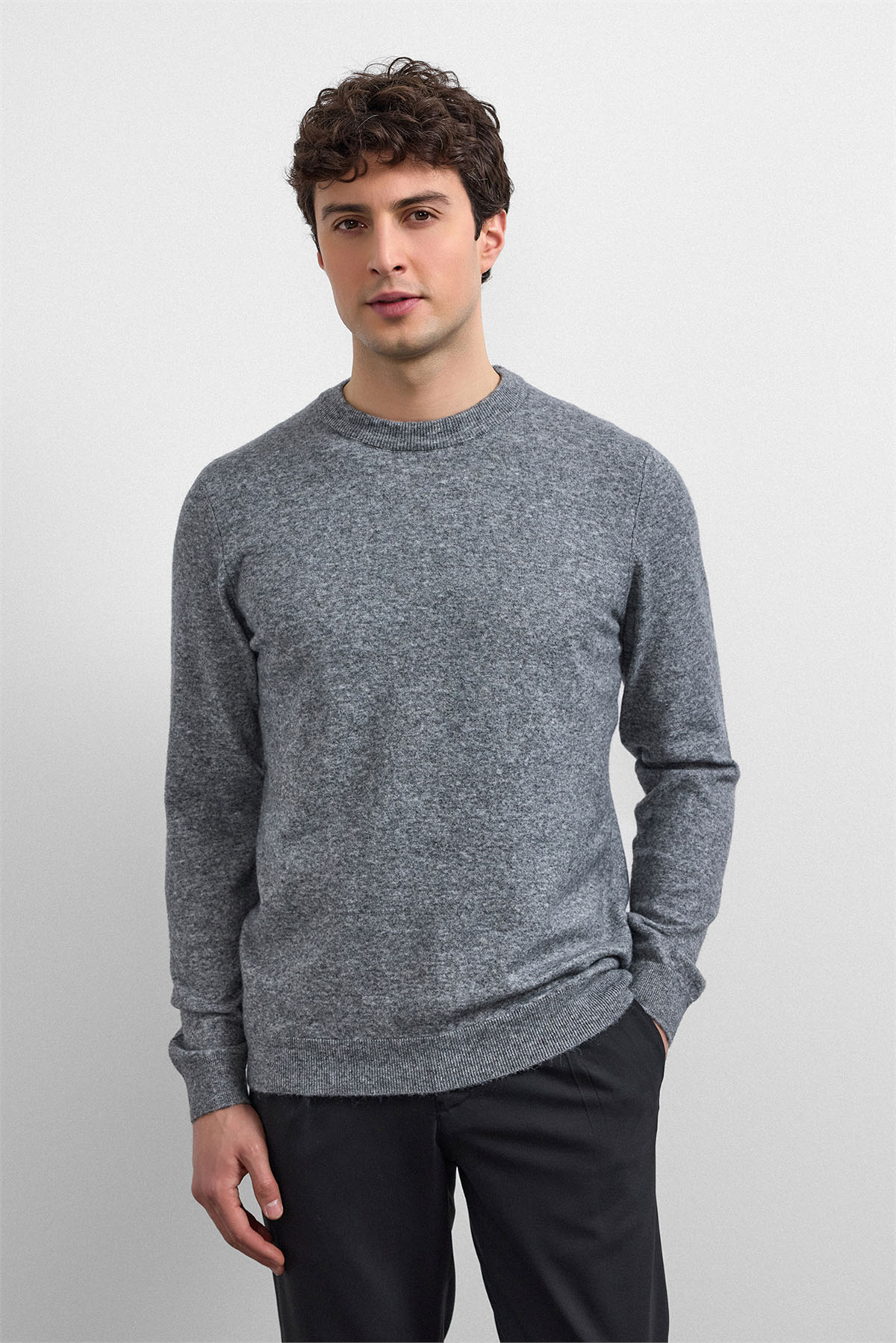 Gri Regular Fit Bisiklet Yaka Triko Kazak