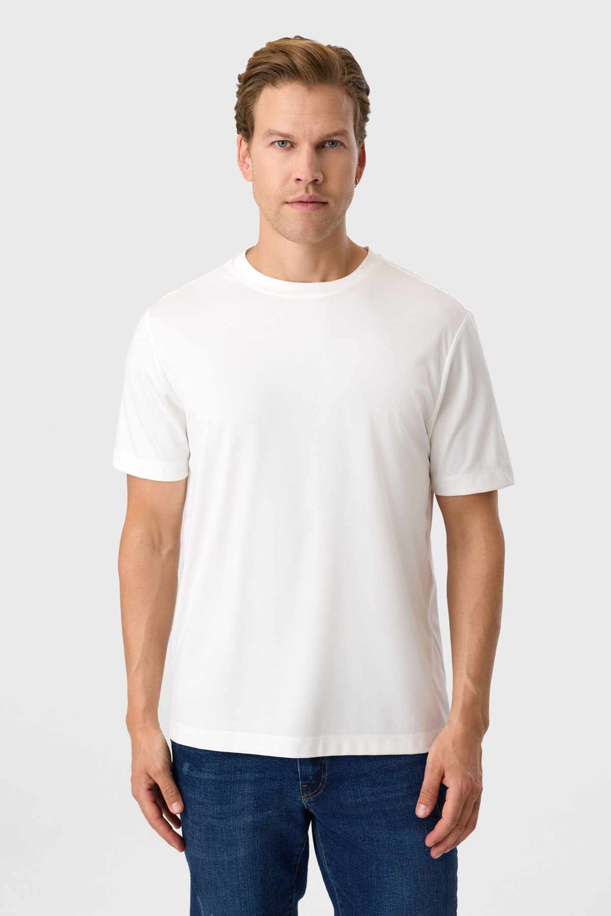 Regular Fit Ekru Bisiklet Yaka Tişört