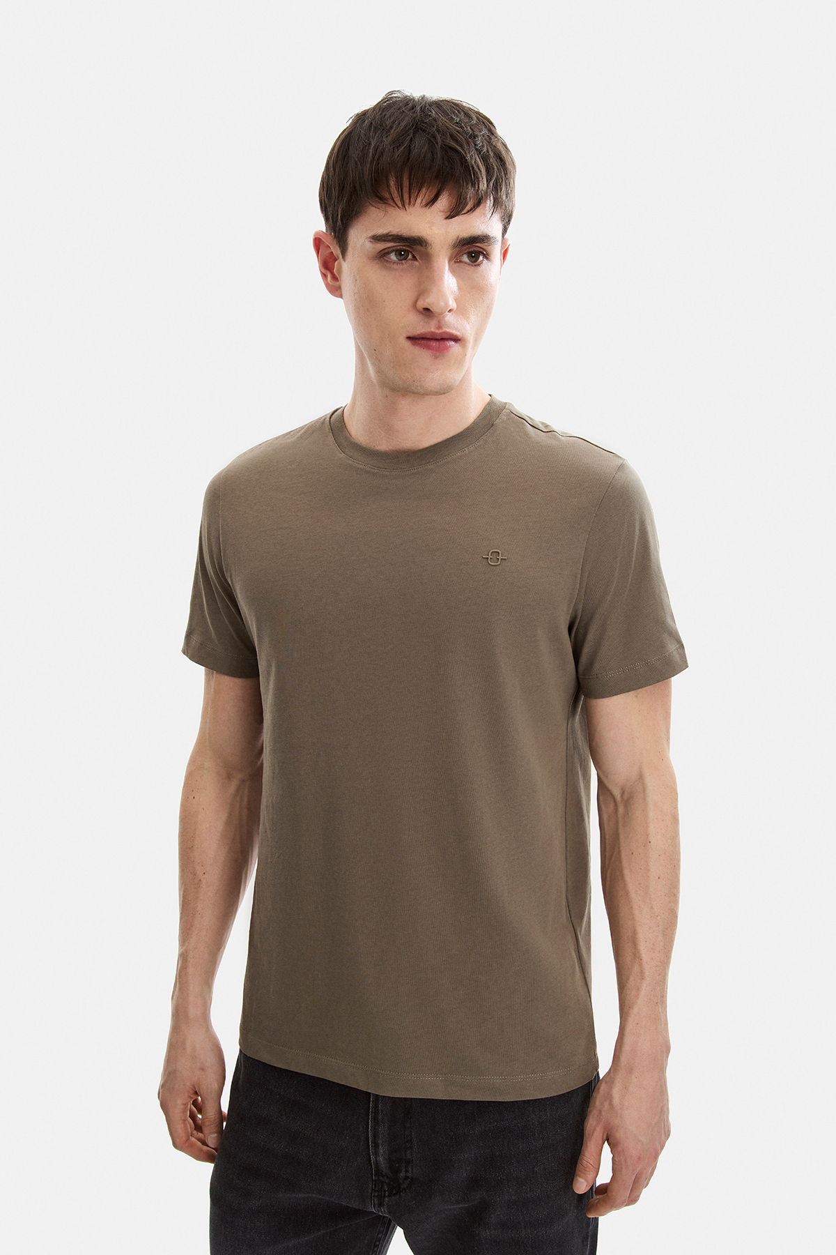 Koyu Vizon Regular Fit Bisiklet Yaka Tişört