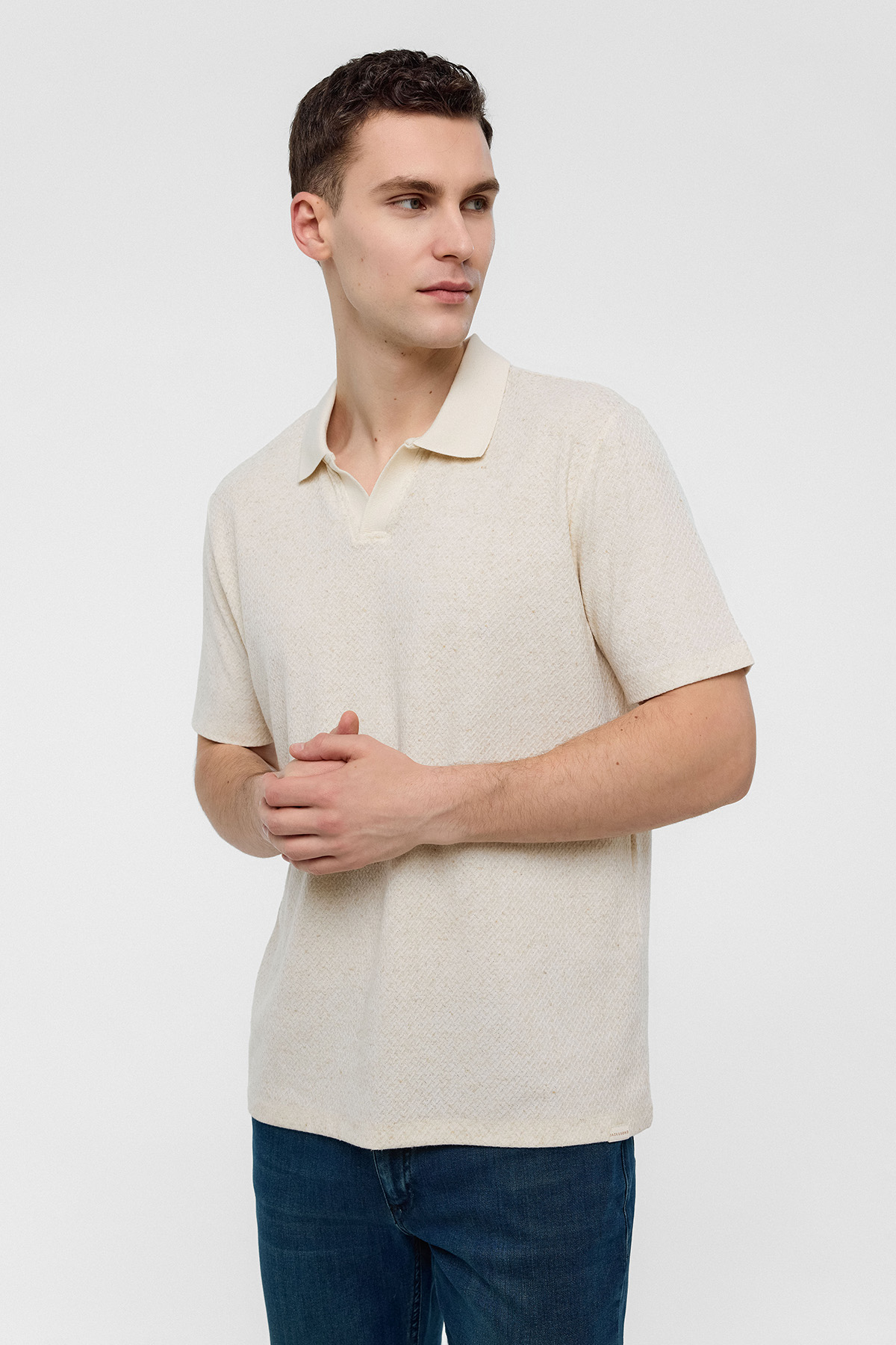 Ekru Regular Fit Düğmesiz Polo Yaka Tişört