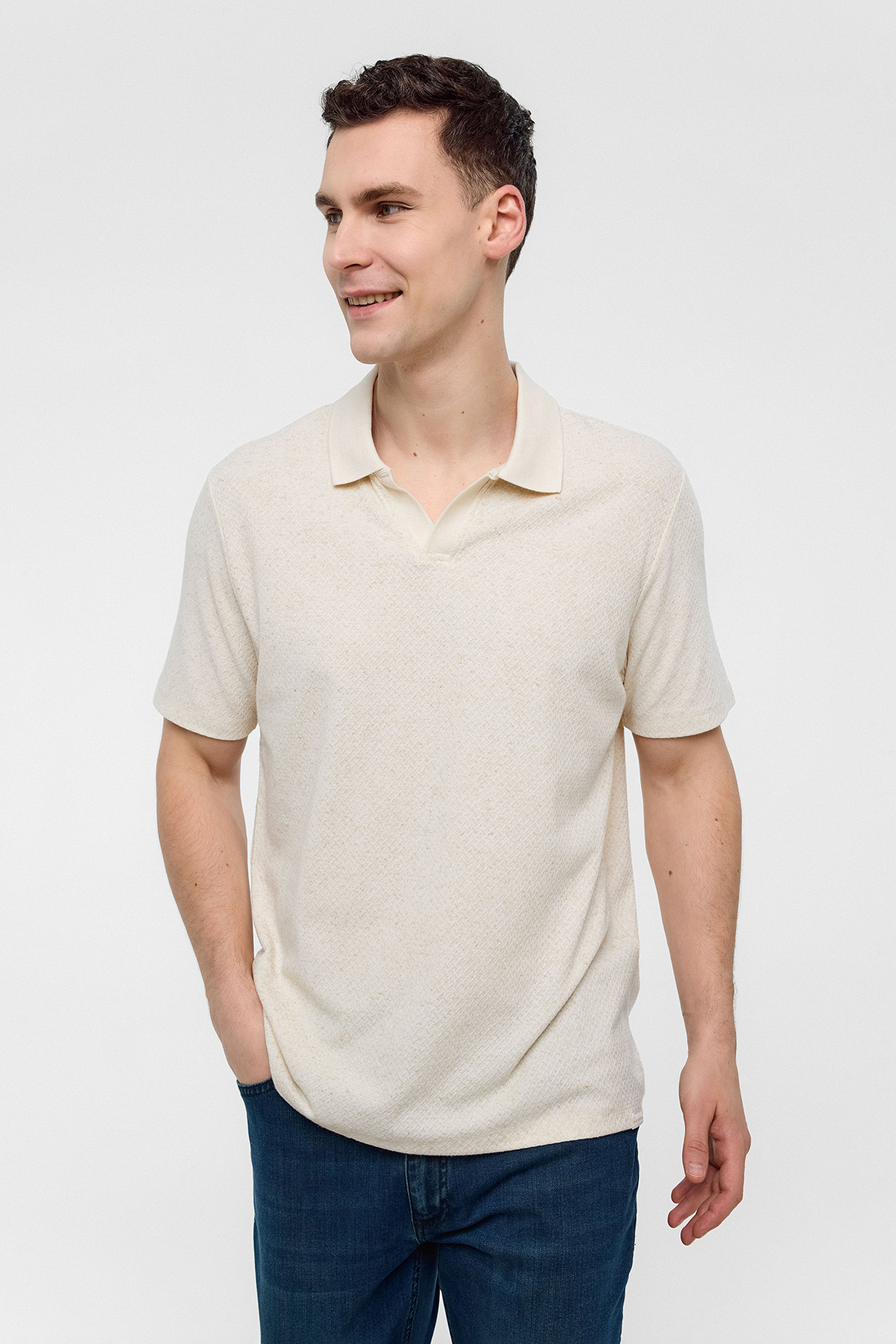 Ekru Regular Fit Düğmesiz Polo Yaka Tişört