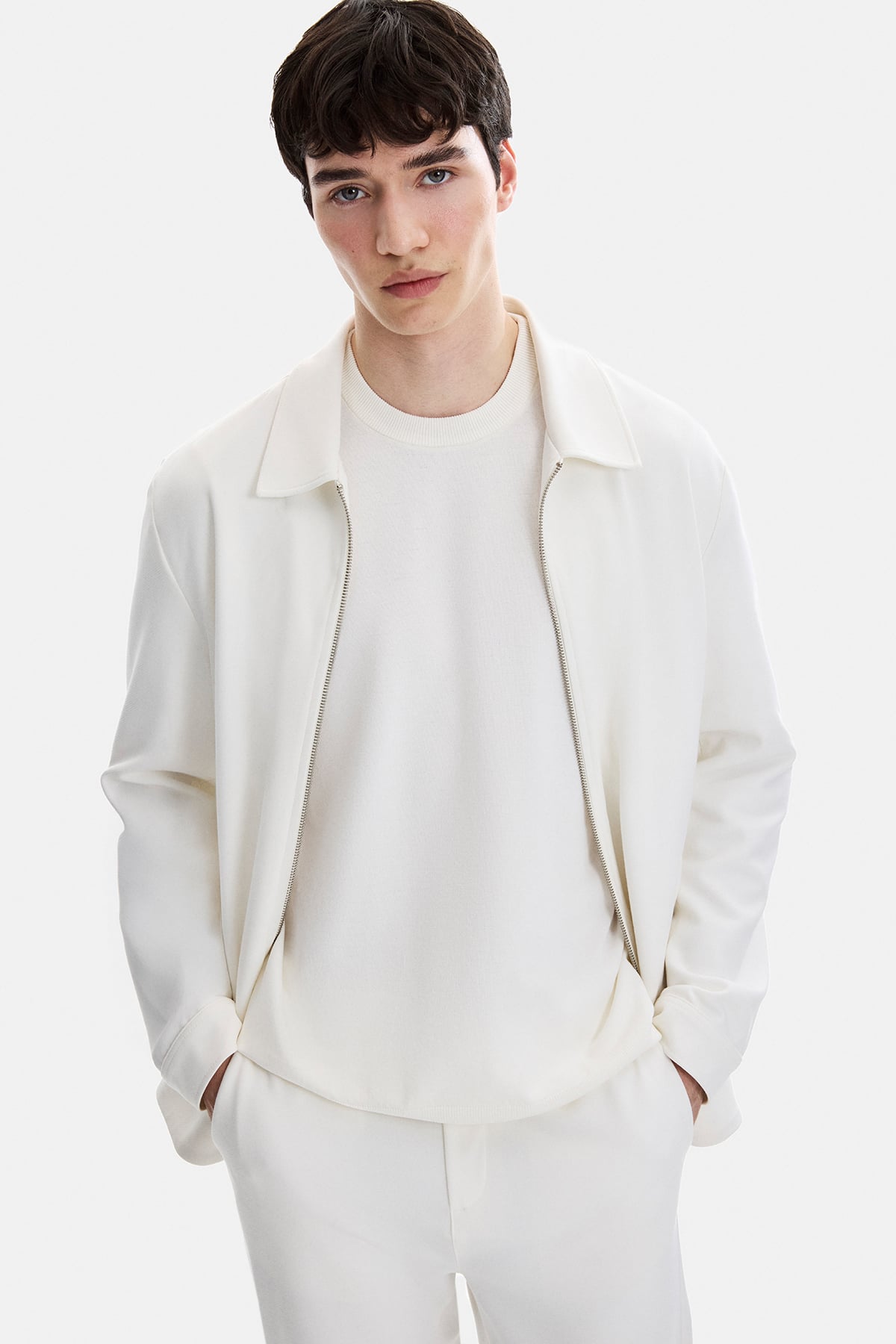 Ekru Regular Fit Jakarlı Diagonel Mont