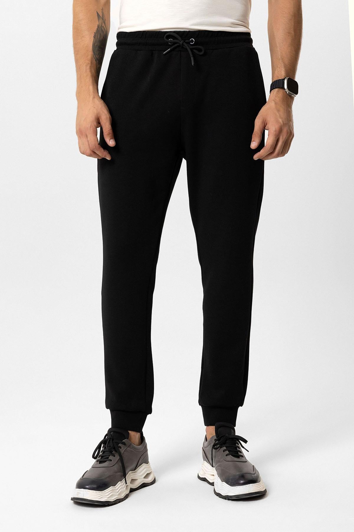 Siyah Regular Fit Beli Bağcıklı Jogger Pantolon