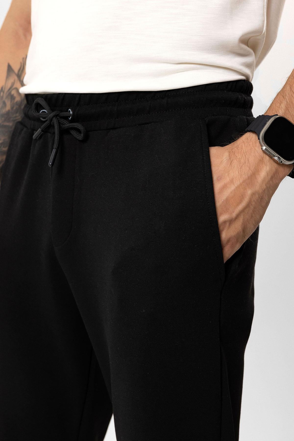 Siyah Regular Fit Beli Bağcıklı Jogger Pantolon