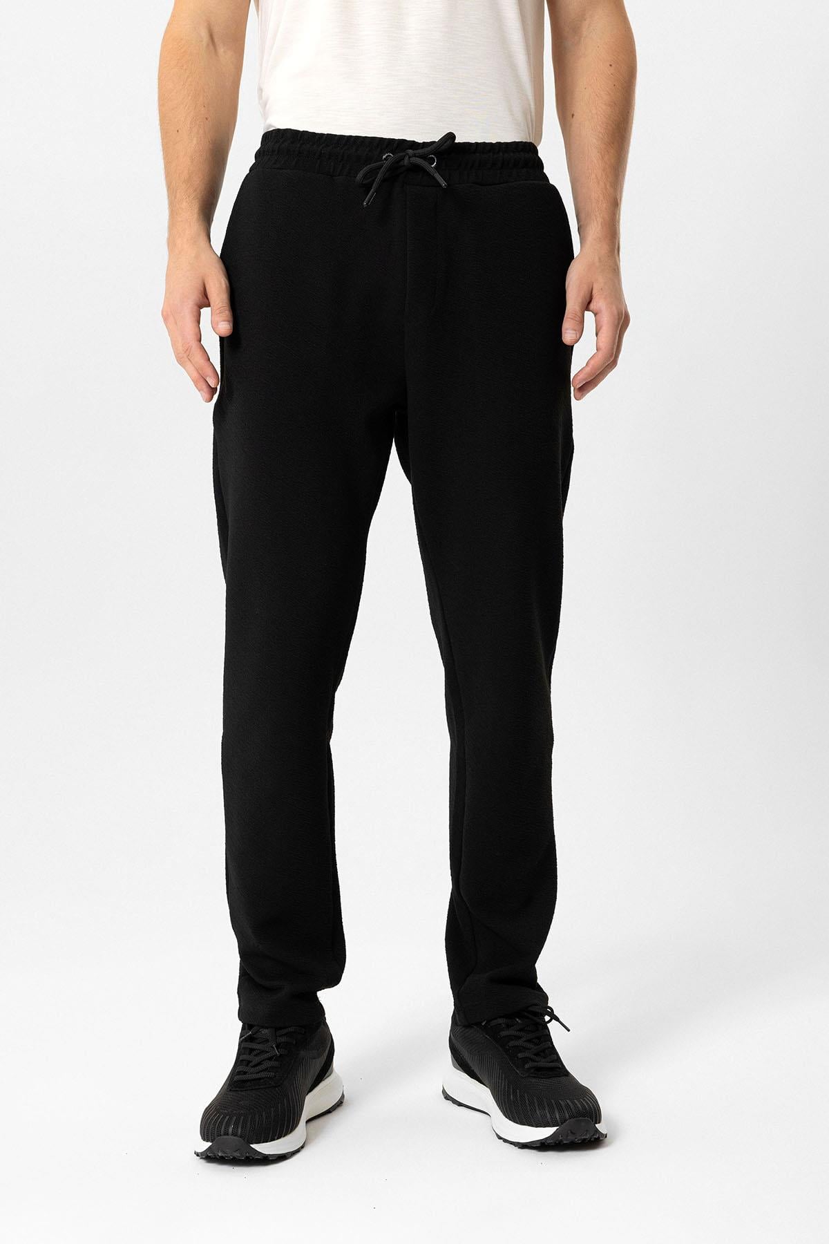 Siyah Regular Fit Beli Bağcıklı Jogger Pantolon