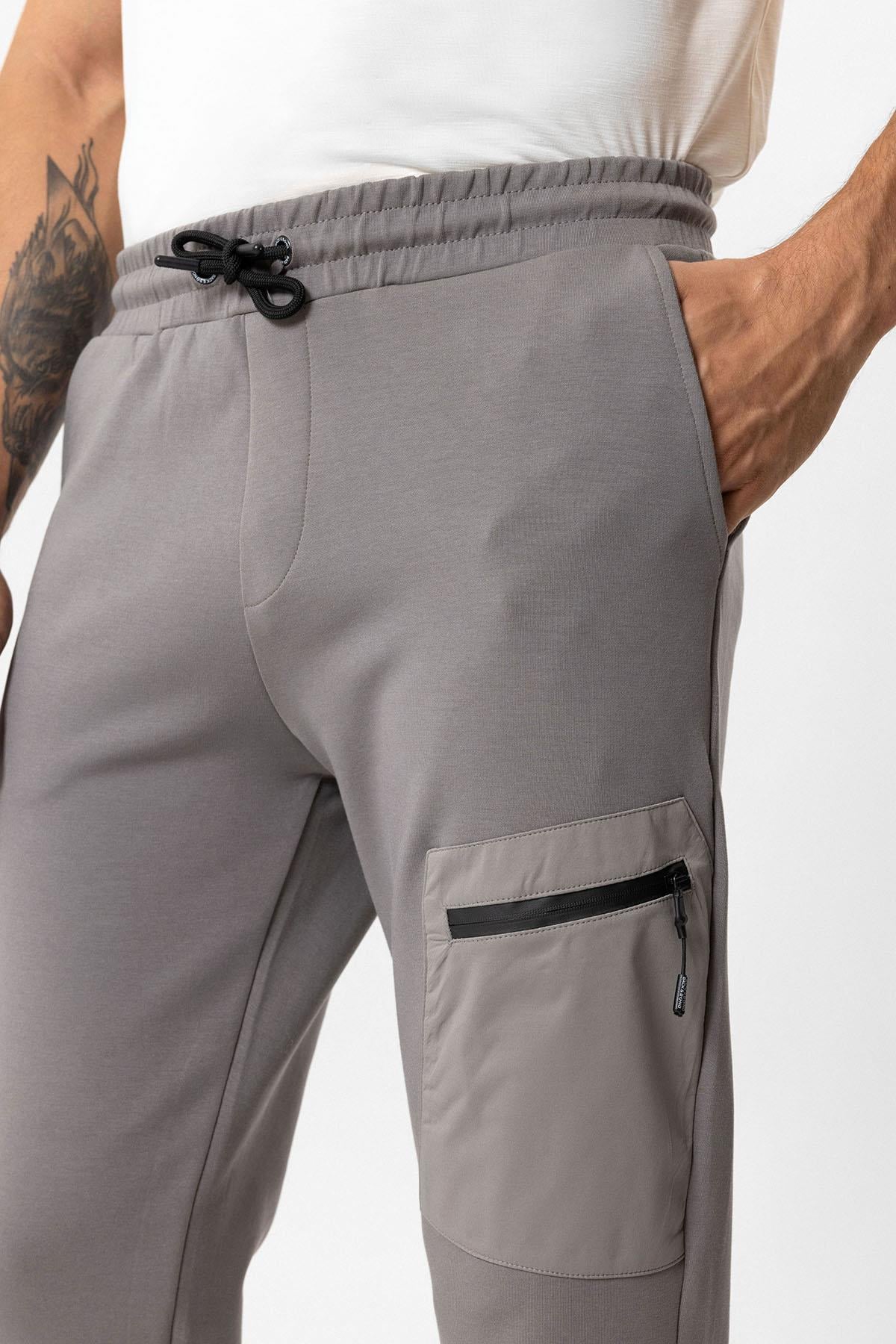 Koyu Vizon Regular Fit Beli Bağcıklı Jogger Pantolon