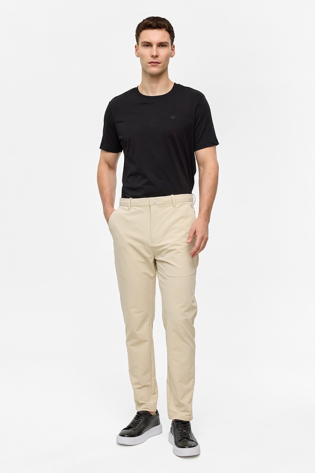 Bej Regular Fit Jogger Pantolon