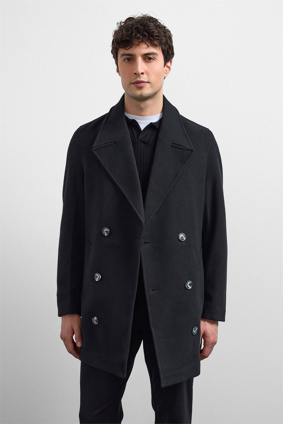 Siyah Regular Fit Kruvaze Kısa Kaban