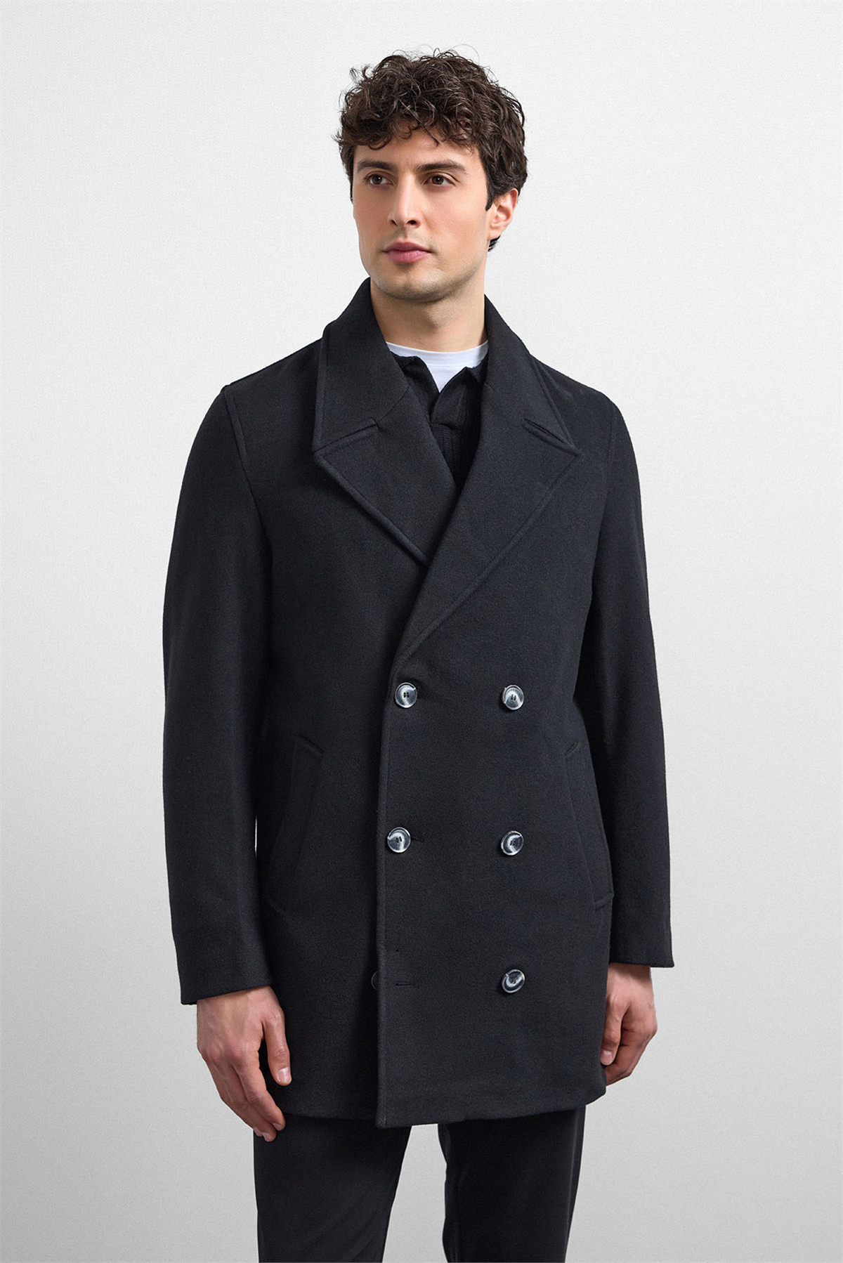 Siyah Regular Fit Kruvaze Kısa Kaban