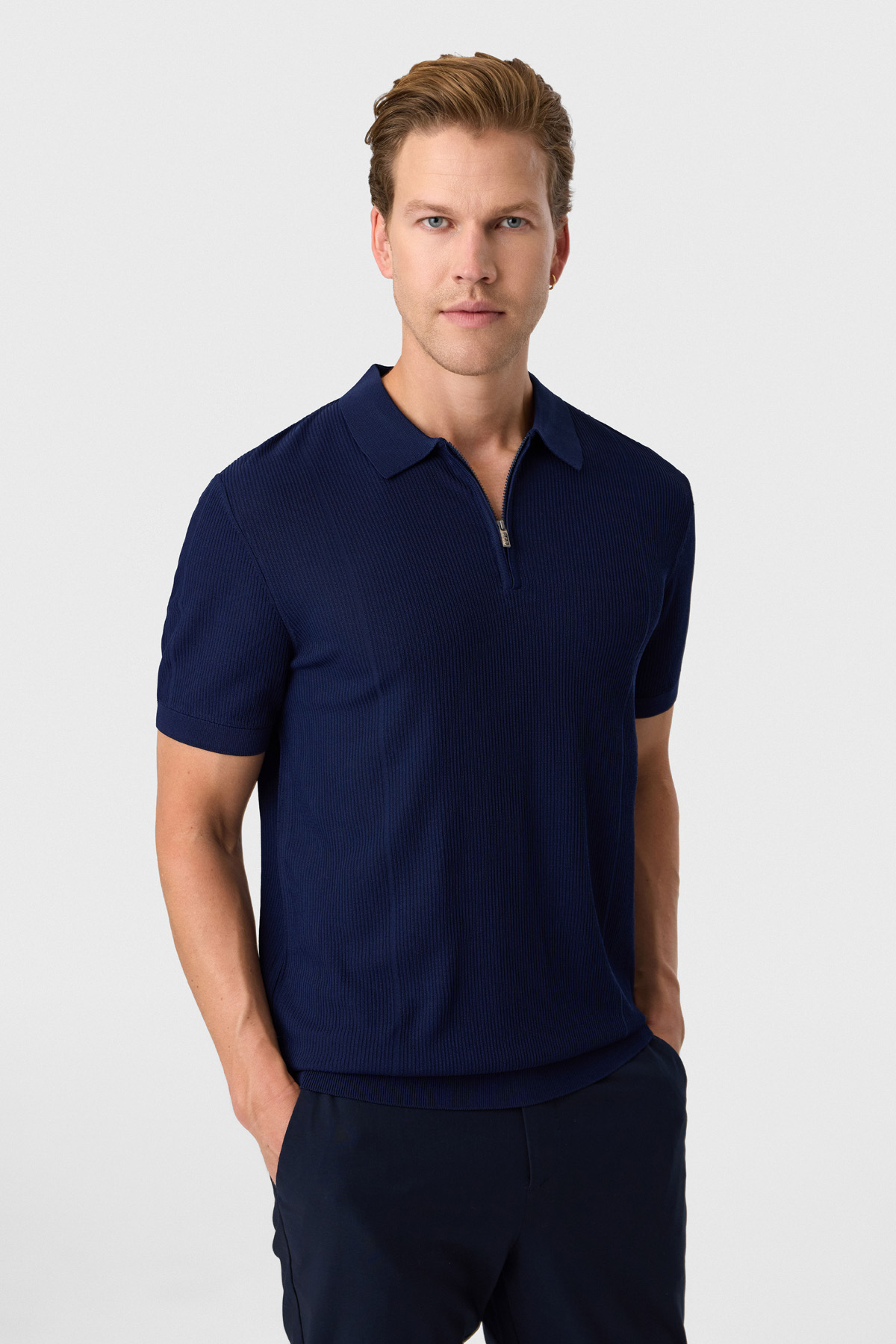 Regular Fit Lacivert Fermuarlı Tişört