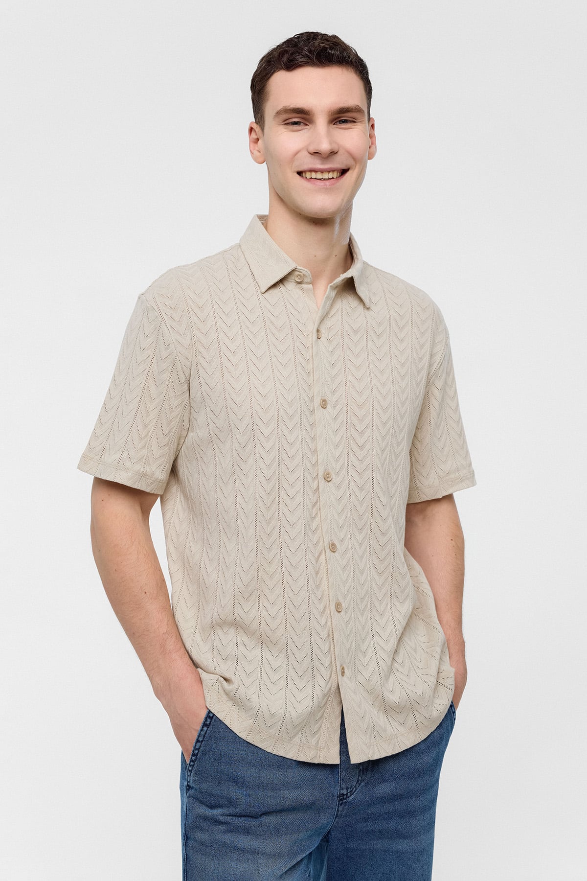 Bej Regular Fit %100 Pamuk Kısa Kollu Gömlek