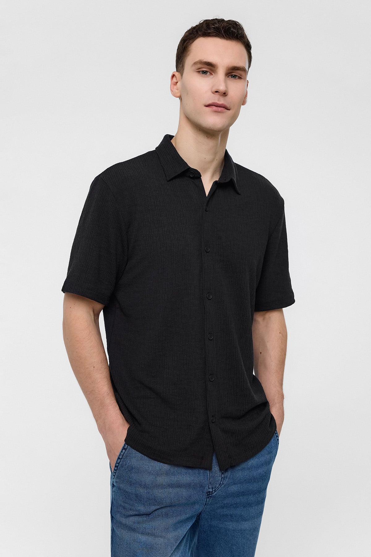 Siyah Regular Fit Örme Gömlek