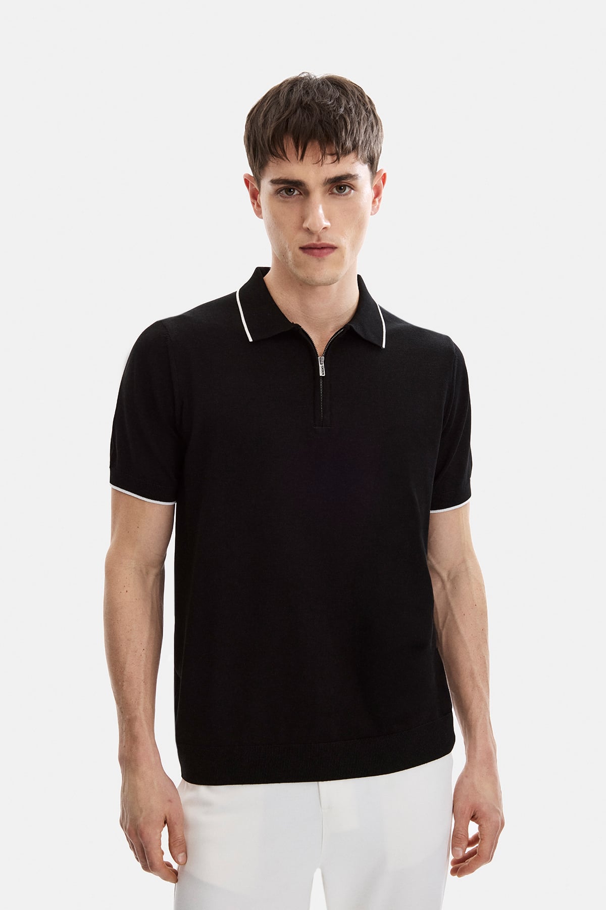 Siyah Fermuarlı Polo Yaka Regular Fit Örme Triko