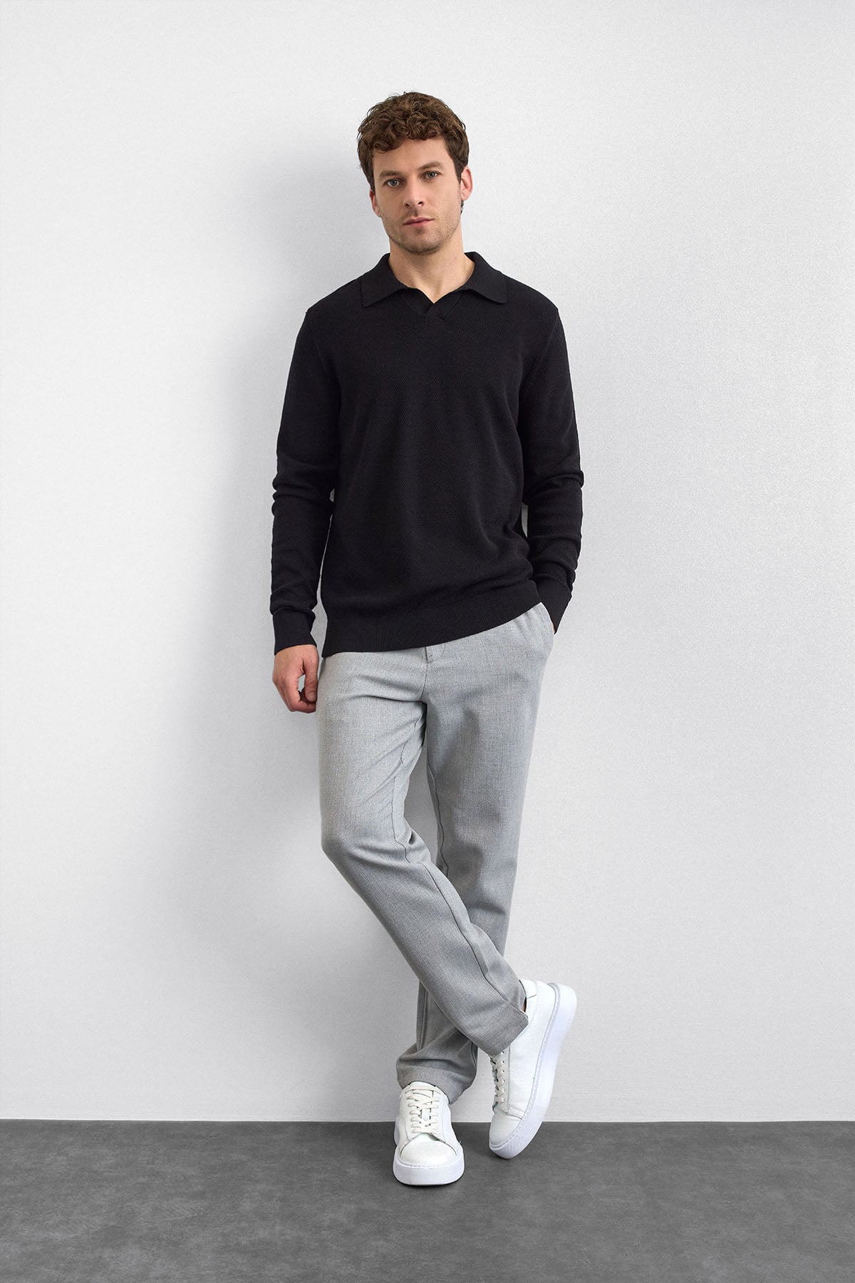 Siyah Regular Fit Polo Yaka Triko Kazak