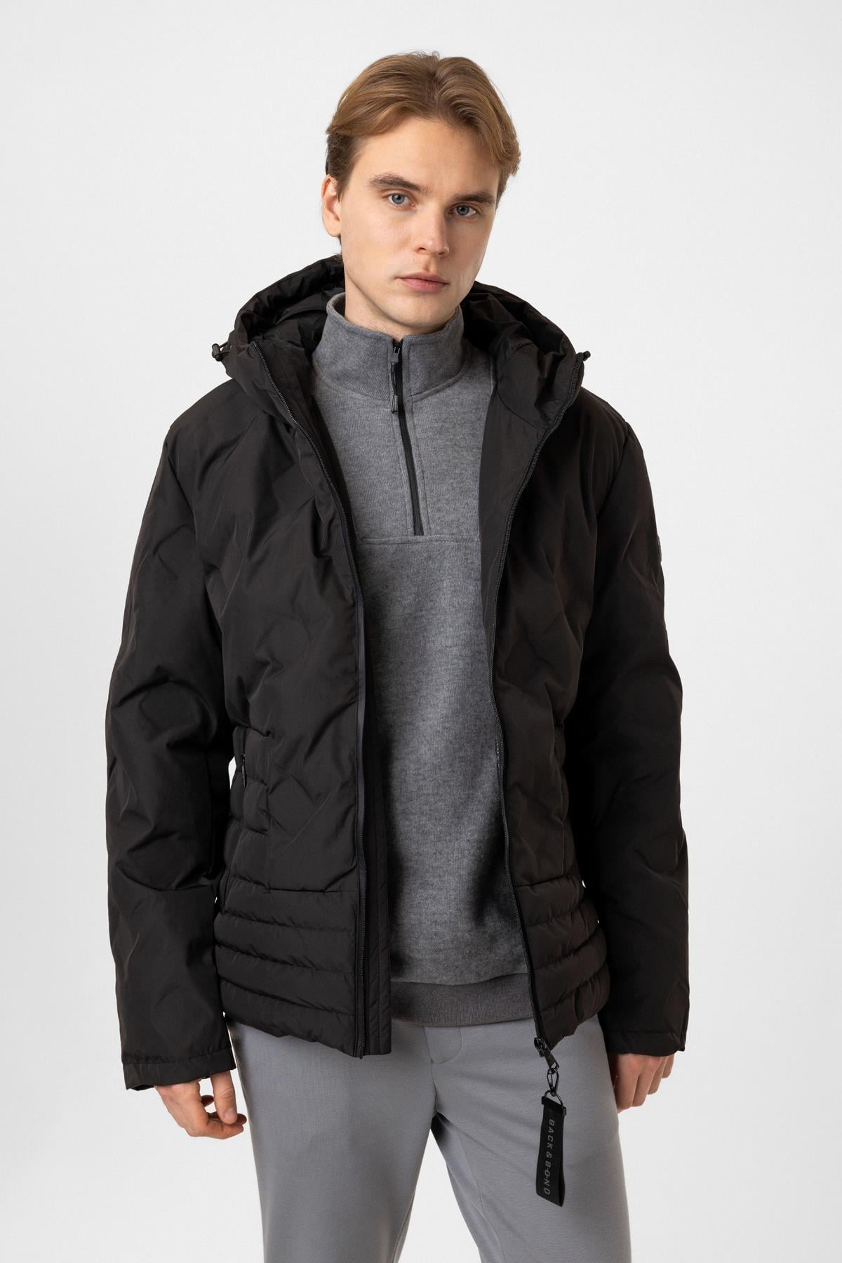 Siyah Regular Fit Kapüşonlu Puffer Mont