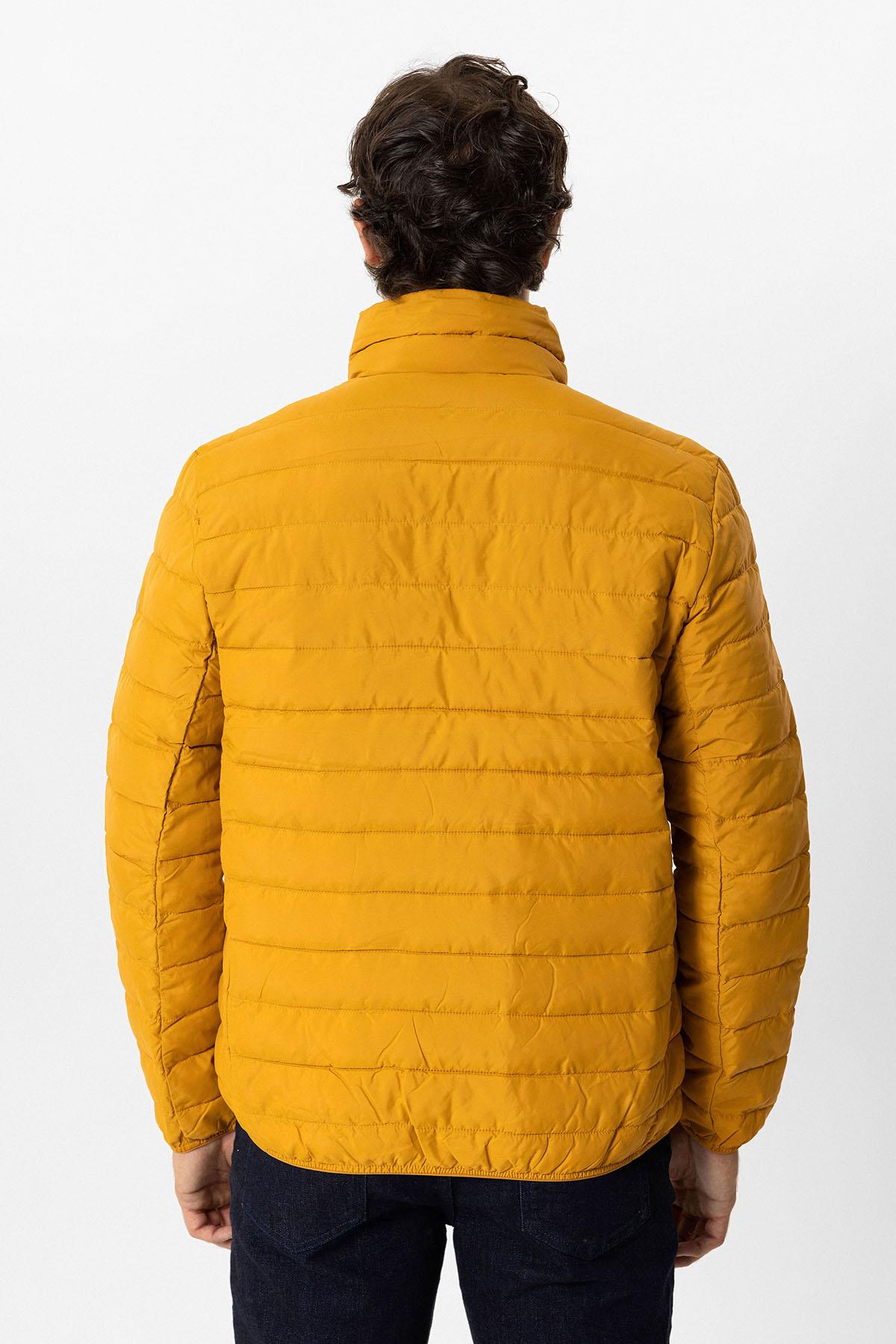 Hardal Regular Fit Dik Yaka Puffer Şişme Mont