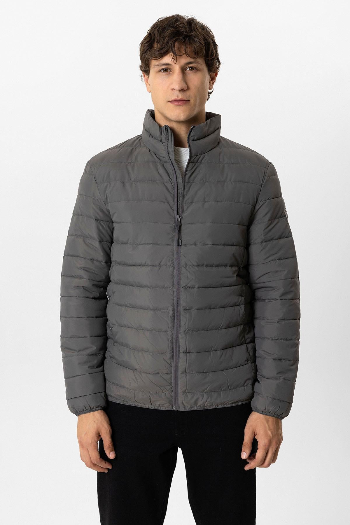 Antrasit Regular Fit Dik Yaka Puffer Şişme Mont