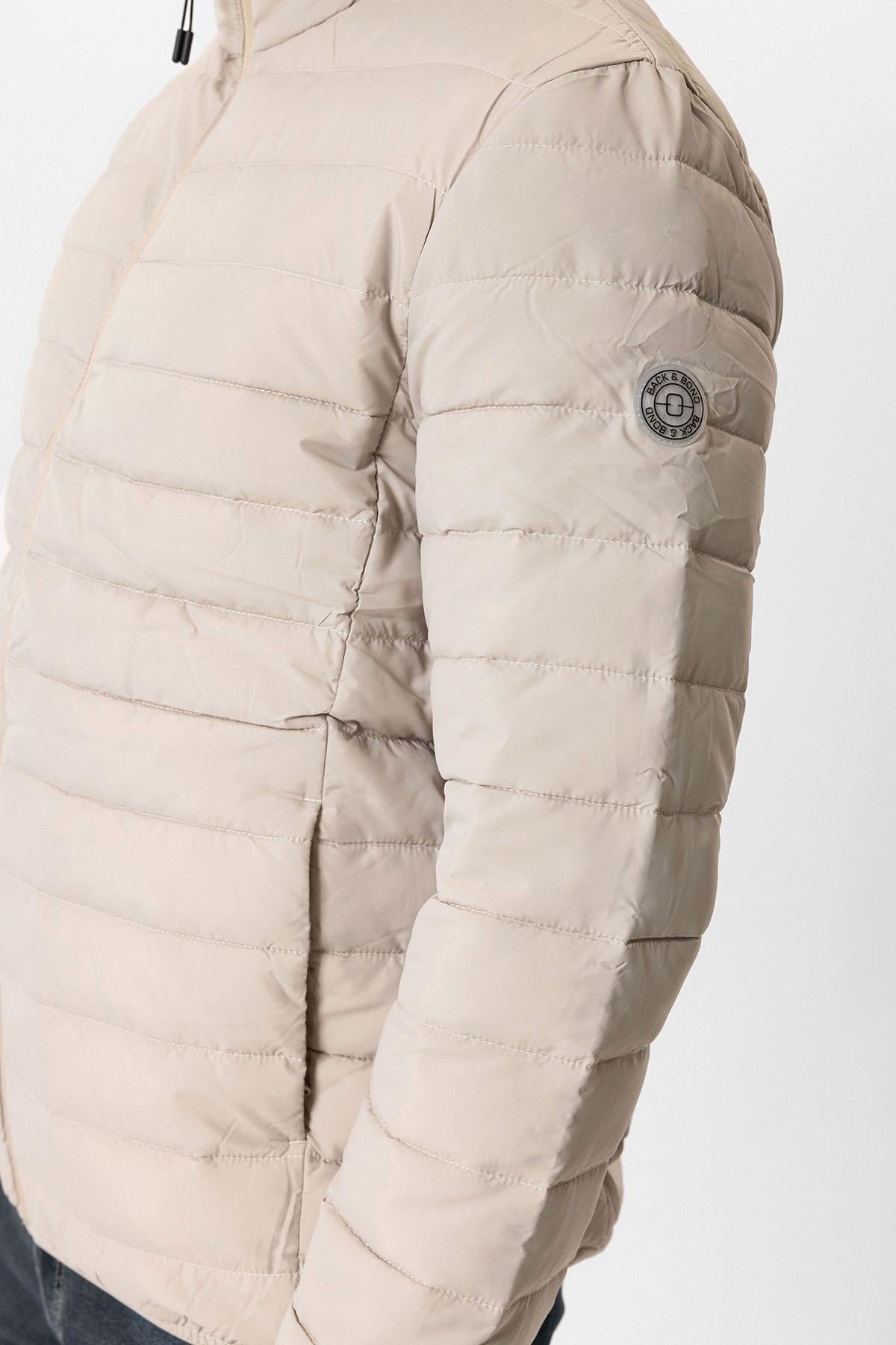 Bej Regular Fit Dik Yaka Puffer Şişme Mont