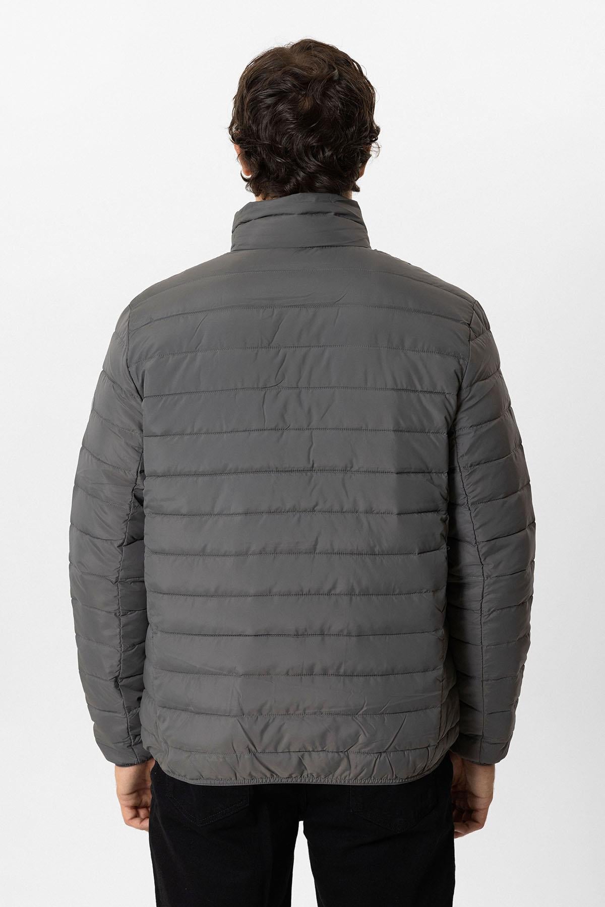 Antrasit Regular Fit Dik Yaka Puffer Şişme Mont