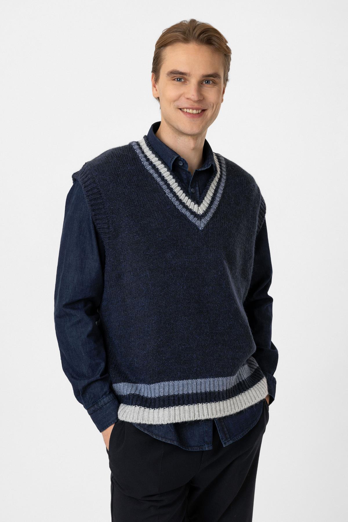 Regular Fit Süveter Triko