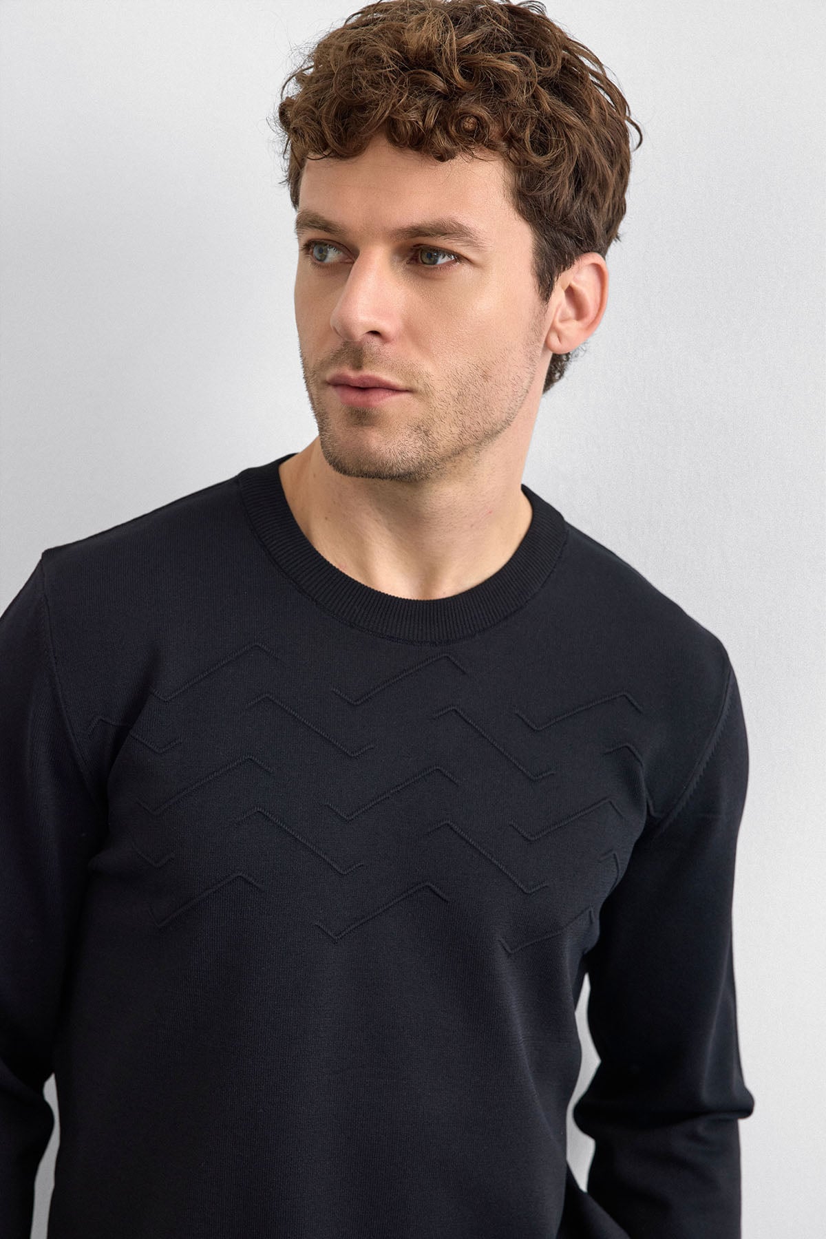 Siyah Regular Fit Triko Kazak