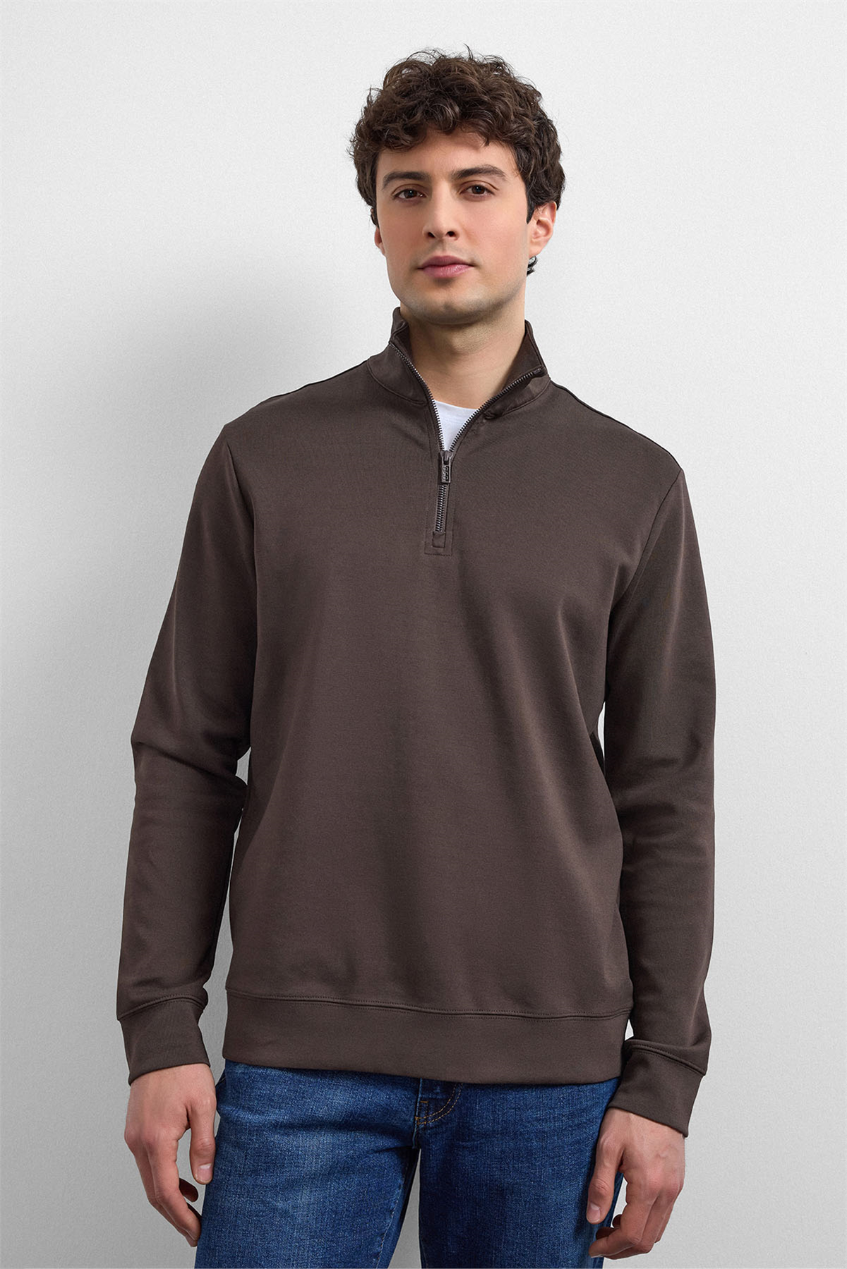 Kahve Regular Fit Yarım Fermuarlı Sweatshirt