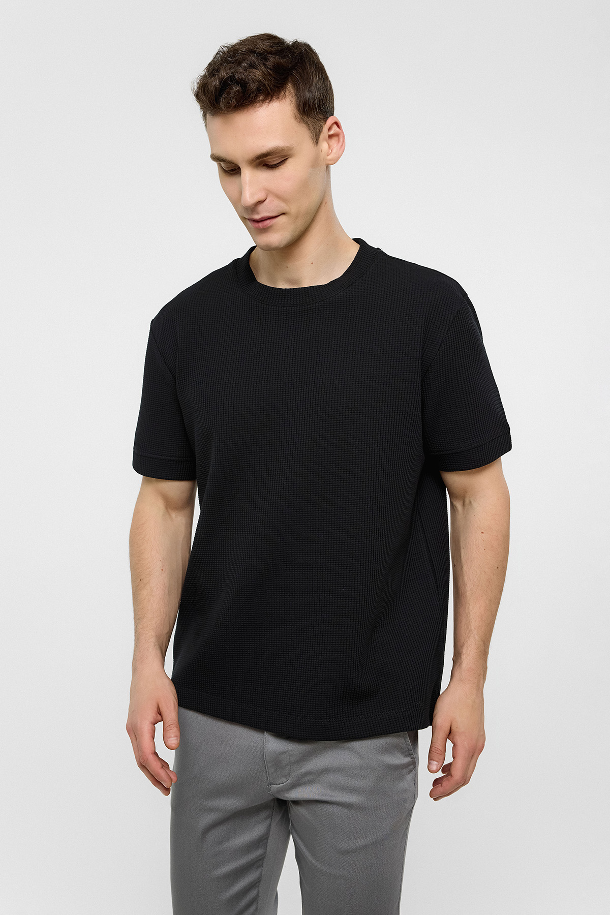 Siyah Relaxed Fit Bisiklet Yaka Tişört