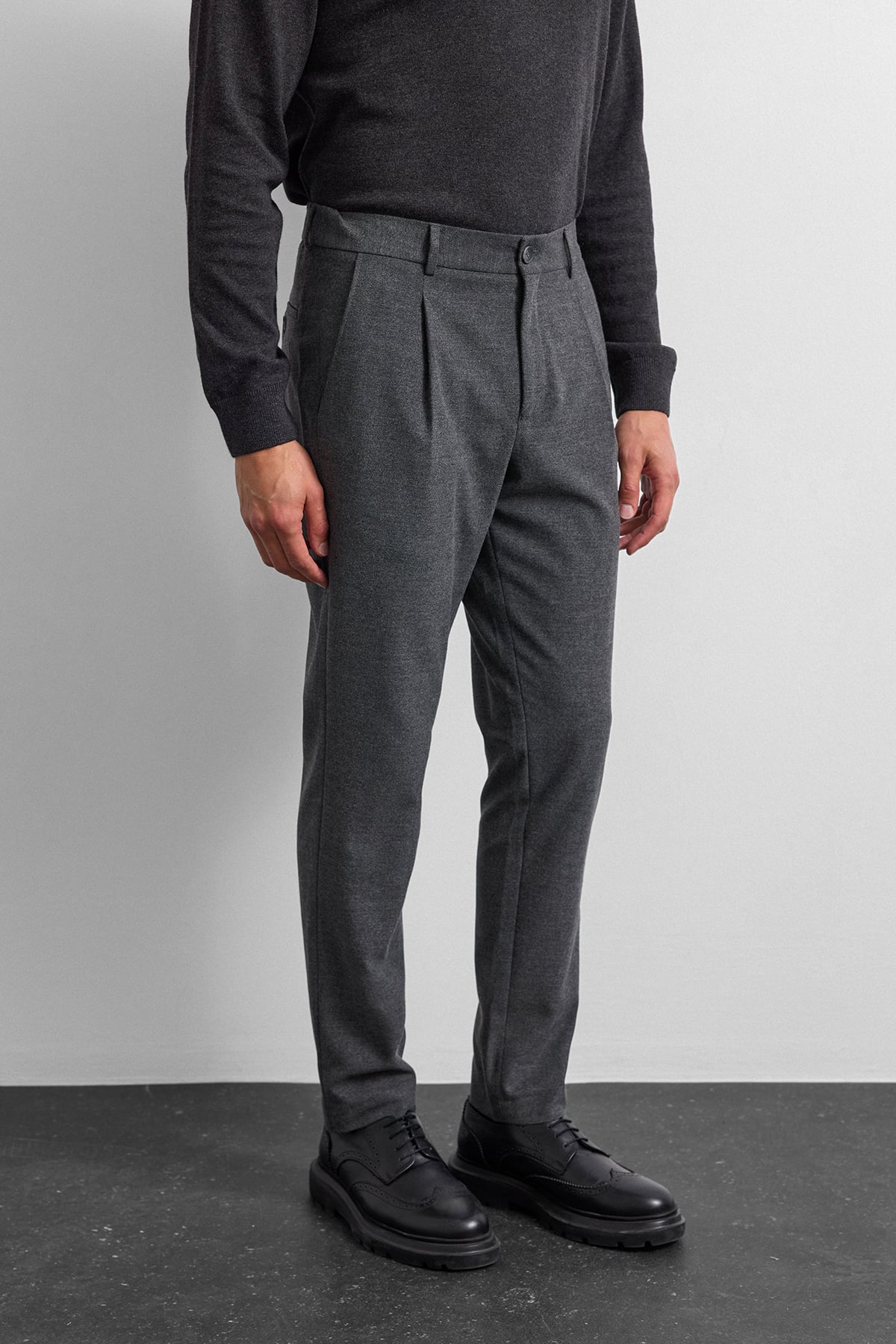 Siyah Jogger Dokuma Pantolon 